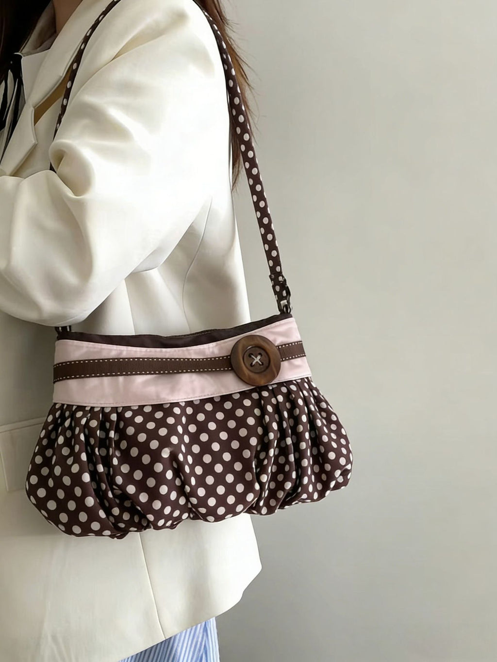 Women's Retro Polka Dot Gathered Shoulder Bag with Contrast Trim