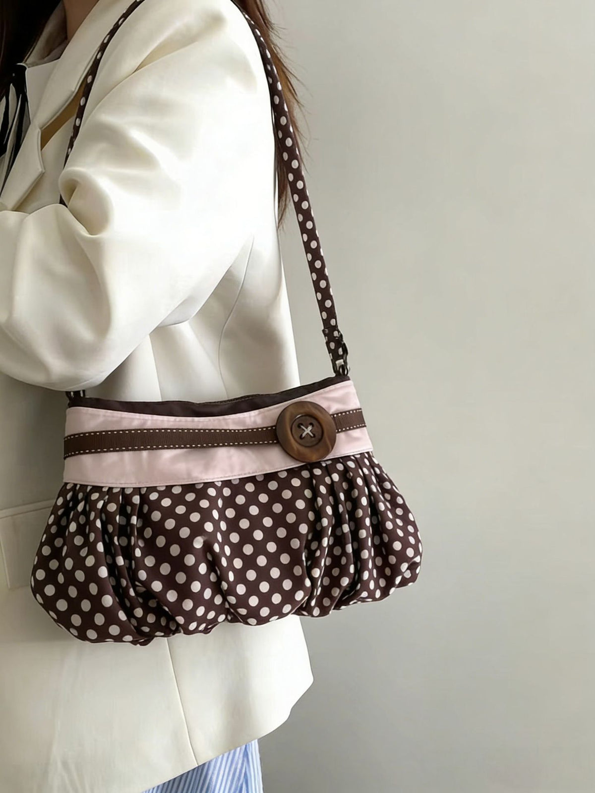 Women's Retro Polka Dot Gathered Shoulder Bag with Contrast Trim