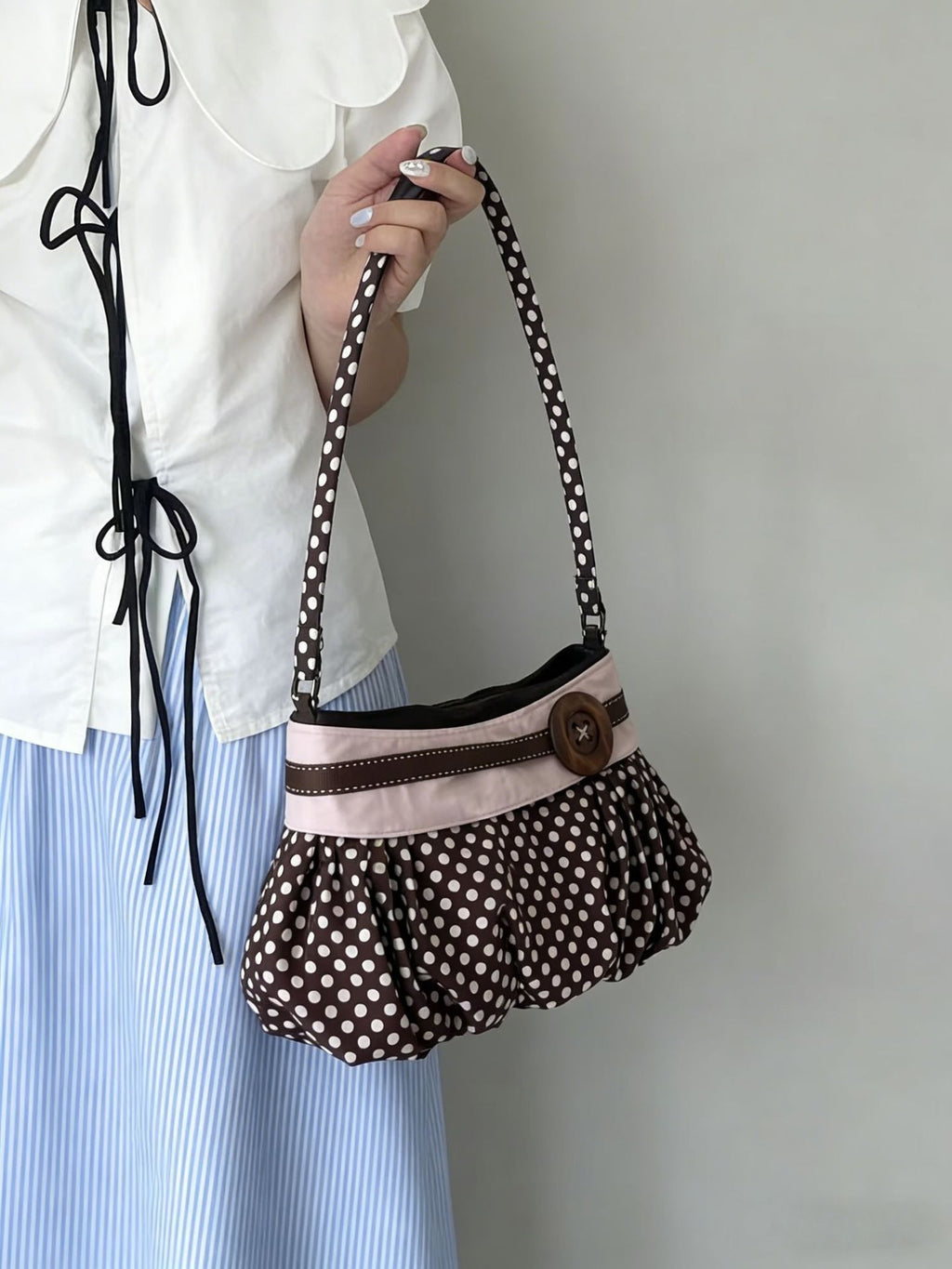 Women's Retro Polka Dot Gathered Shoulder Bag with Contrast Trim