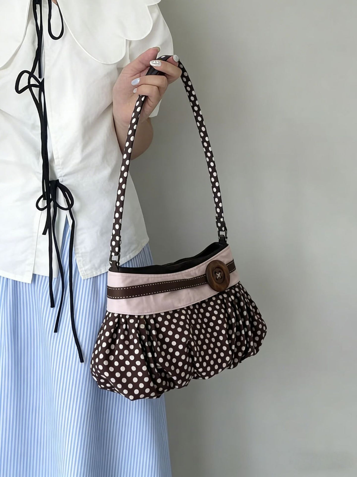 Women's Retro Polka Dot Gathered Shoulder Bag with Contrast Trim