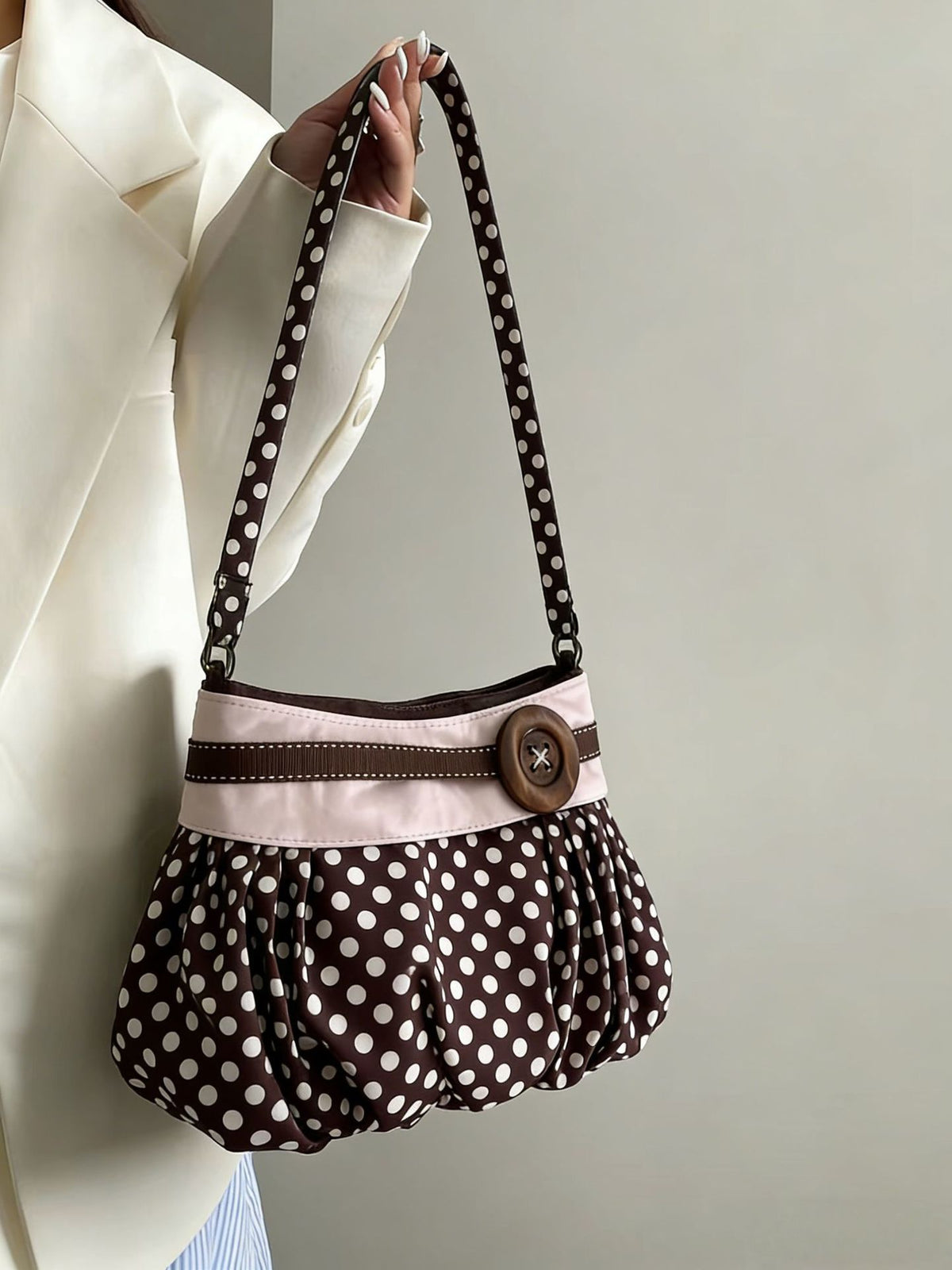 Women's Retro Polka Dot Gathered Shoulder Bag with Contrast Trim